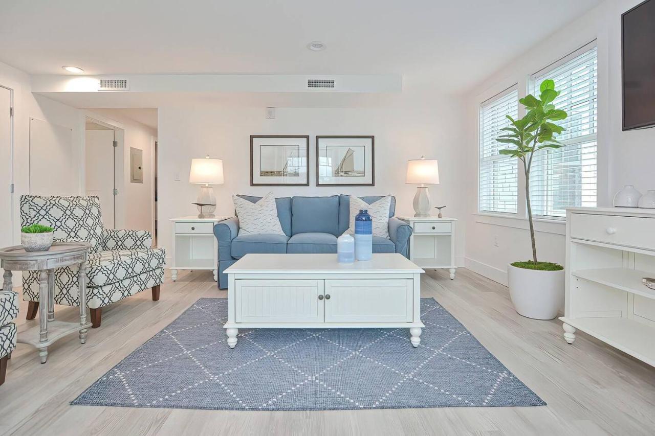 Harbourtown Suites On Plymouth Harbor Екстериор снимка