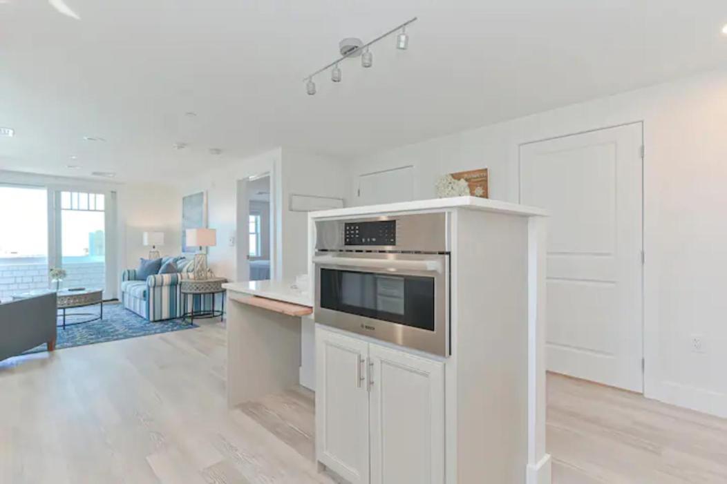 Harbourtown Suites On Plymouth Harbor Екстериор снимка
