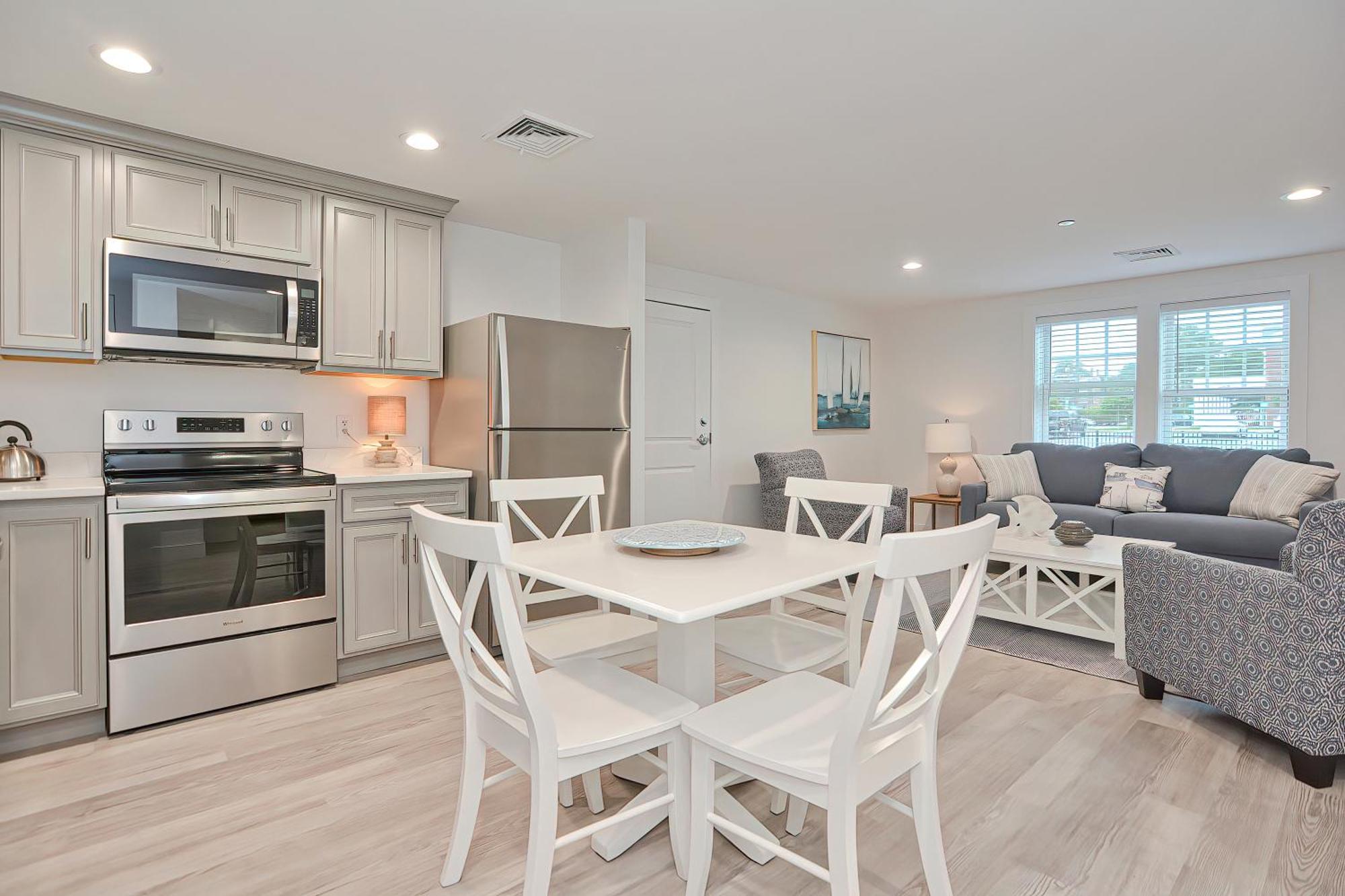 Harbourtown Suites On Plymouth Harbor Екстериор снимка