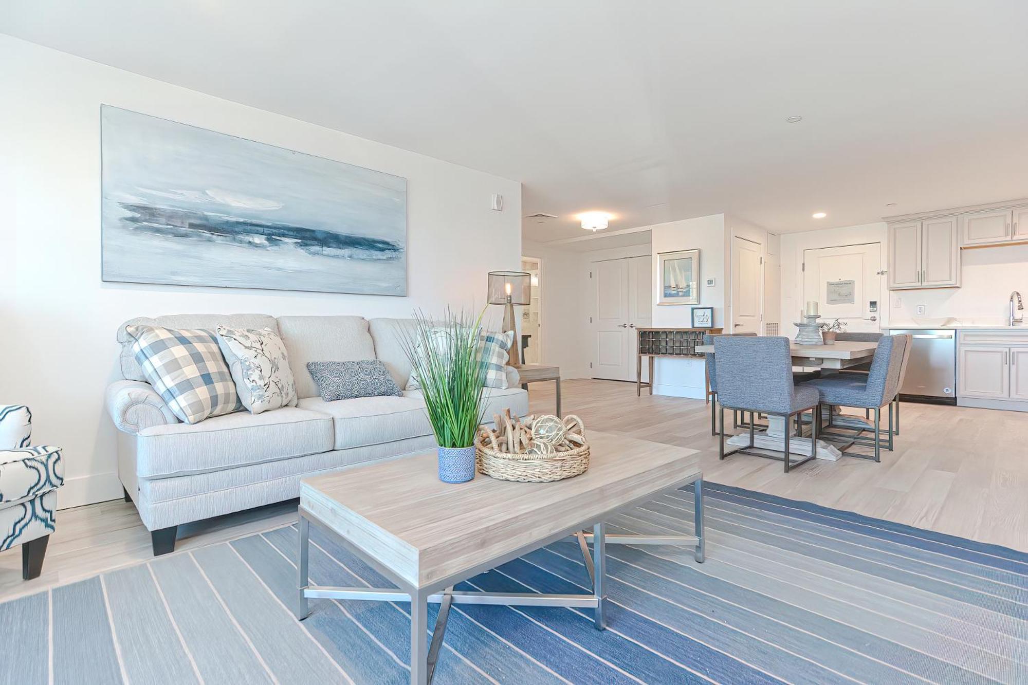 Harbourtown Suites On Plymouth Harbor Екстериор снимка